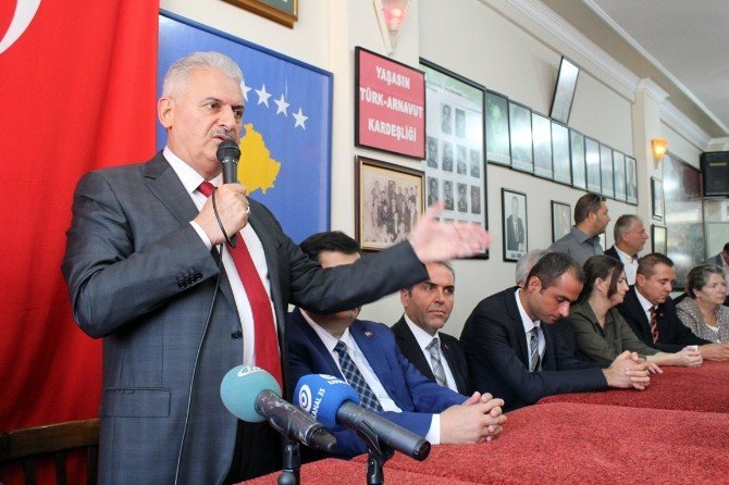 Binali Yıldırım’dan Bayrak Çıkışı