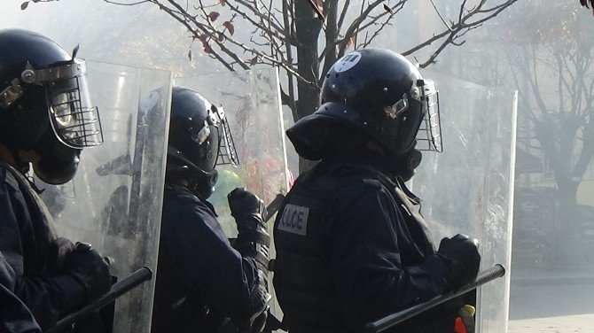 Kosova’da Milletvekilinin Tutuklanması Protesto Edildi