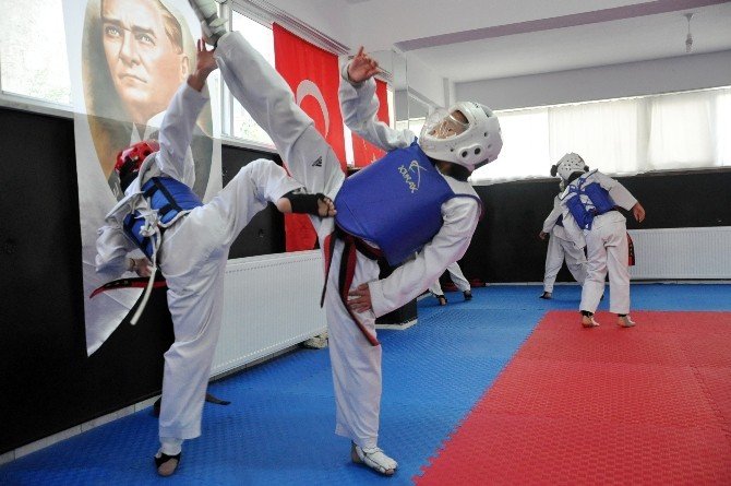 Sessiz Fırtına Dünya Şampiyonası’na Hazırlanıyor