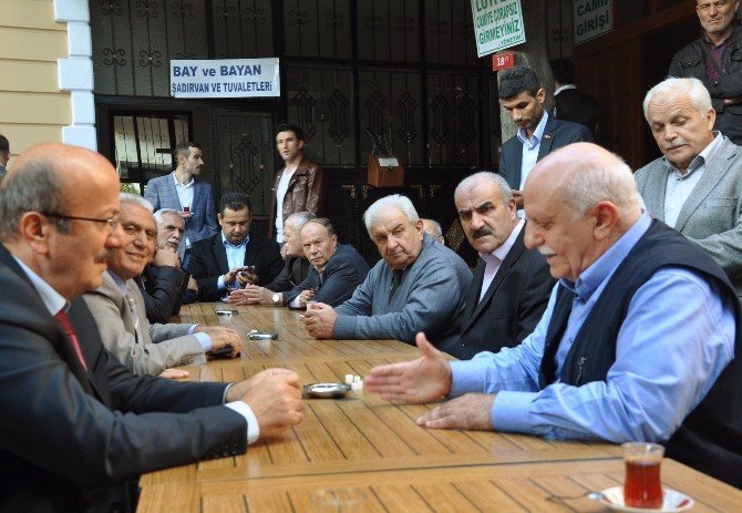 Ak Partili Kıyıklık, Chp Genel Başkan Yardımcısı Bekaroğlu’ndan Oy İstedi