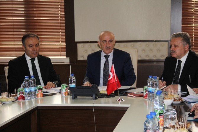 Kudaka Yeni Dönem Başkanı Bayburt Valisi Oldu