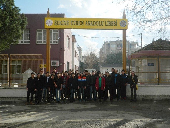 Kenan Evren Ortaokulu’ndan Lise Gezisi