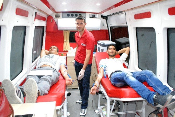 Sıcaklar, Kan Bağışlarını Da Etkiledi