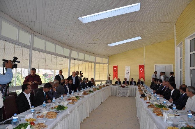 Kültür Ve Turizm Bakanı Yalçın Topçu: