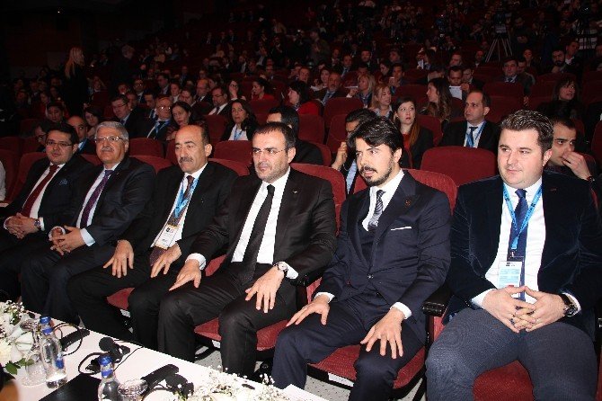 Bakan Ünal: "Seyahat Özgürlüğüne Sahip Çıkmamız Lazım"