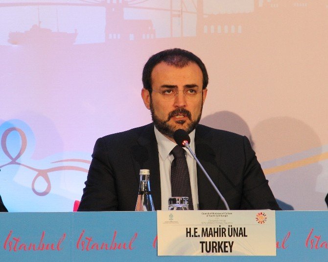 Bakan Ünal: "Birileri Teröristin Taziyesine Katılıyorsa İnsanlıktan Bahsedemeyiz"