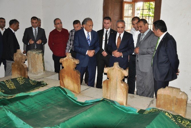 Bakan Topçu Terörle Mücadelede Kararlılık Mesajları Verdi