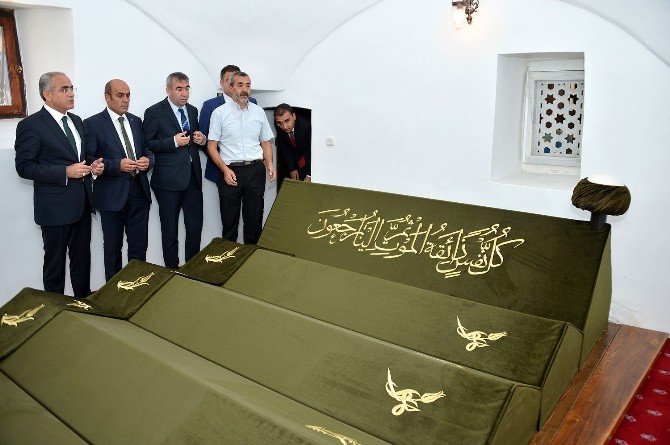 Bakan Topçu, Ayaş’ta İncelemelerde Bulundu