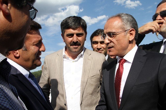 Kültür Ve Turizm Bakanı Topçu Ardahan’a