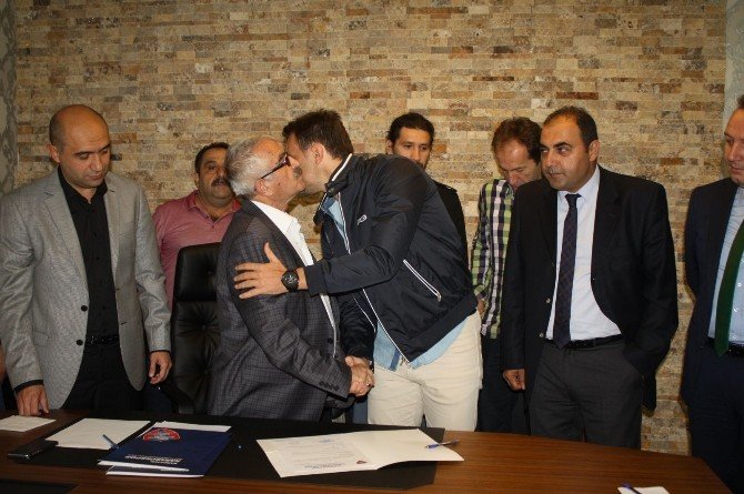 Baliç, 1+1 Yıllık Ön Sözleşme İmzaladı
