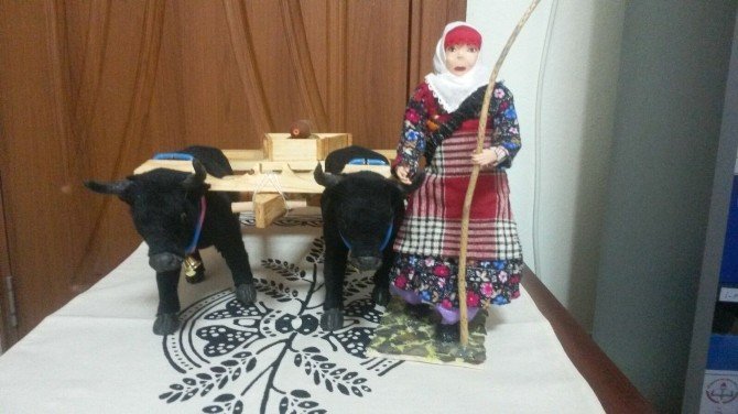 Küre’de “Yöresel Kıyafetli Kitre Bebek Yapımı” Kursu Açıldı