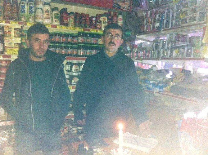 Küre Karanlığa Gömüldü