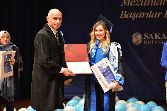 Lisansüstü Programlar Mezuniyet Töreni Yapıldı