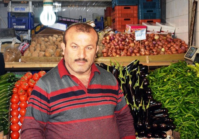 Rusya’nın Türkiye’nin Tarım Ürünlerine İhraç Yasağı Getirmesi