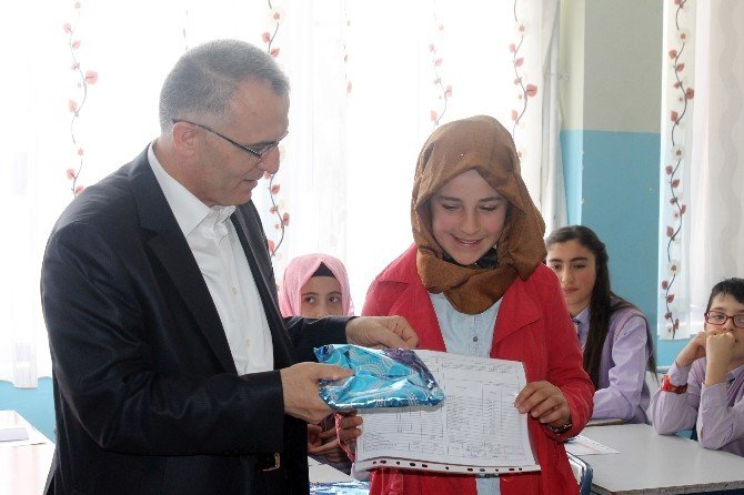 Karnelerini Bakan Ağbal’ın Elinden Aldılar