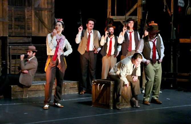 Arturo Ui’nin Önlenebilir Tırmanışı İsimli Oyuna Yoğun İlgi