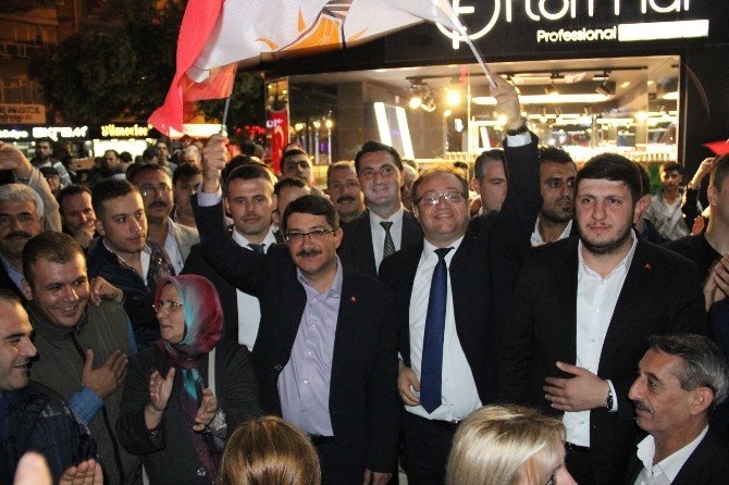 Manisa’da Ak Parti Coşkusu