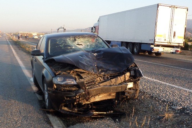 Alaşehir’de Trafik Kazası: 2 Ölü, 1 Yaralı