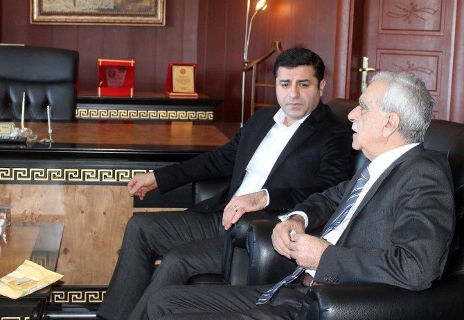 Demirtaş’tan Hükümete Çağrı