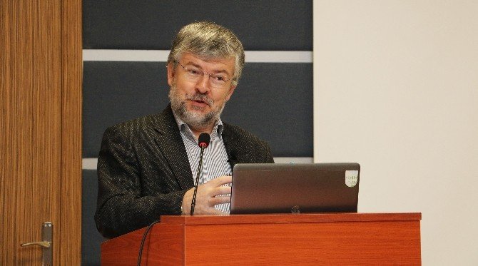 Kbü’de ‘Dünyamızı Yeniden Şekillendiren İnsanımız’ Konferansı