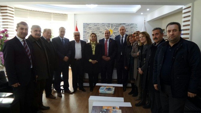 Ak Parti Malatya Milletvekili Öznur Çalık: