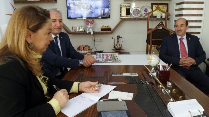 Ak Parti Malatya Milletvekili Öznur Çalık: