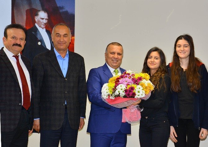 Matso Başkanı Ahmet Boztaş Öğrencilerle Buluştu.