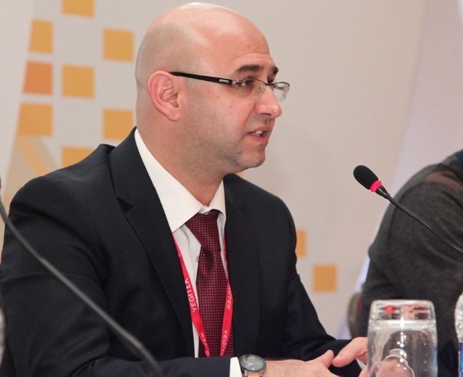 Sanlav: “Eğitimi Dijital Hale Getirelim, Çocukları Değil”