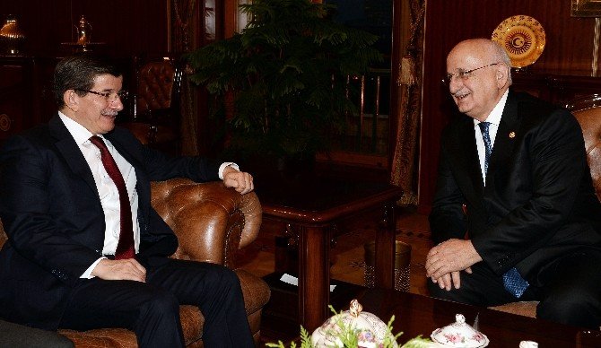 Meclis Başkanı Kahraman Başbakan Davutoğlu’nu Kabul Etti