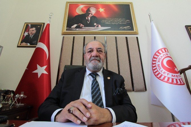 Ak Partili Uslu: “Adana Belediye Başkanı Haddini Aşmış”