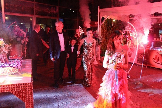 Dillere Destan Sünnet Şöleni