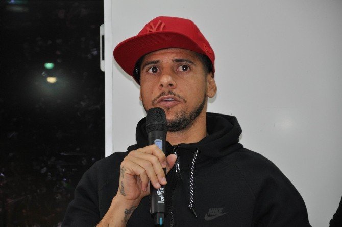 Cıcınho: "Türkiye’de Beşiktaş’ta Oynamak İsterim"