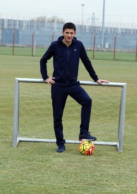 Akın: “Şike Sürecinde Futbolu Bırakmayı Düşündüm”