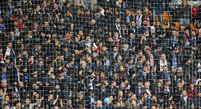 Trabzonspor’dan Pfdk Kararlarına ‘Siyah’ Tepki