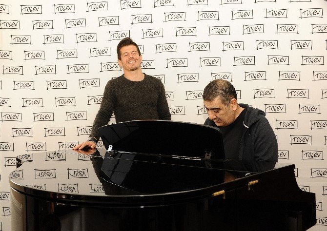 Emre Belözoğlu’ndan Müthiş Performans