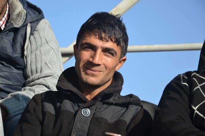 Rakibine Tekme Atan Futbolcu Maçı Tribünden Takip Etti