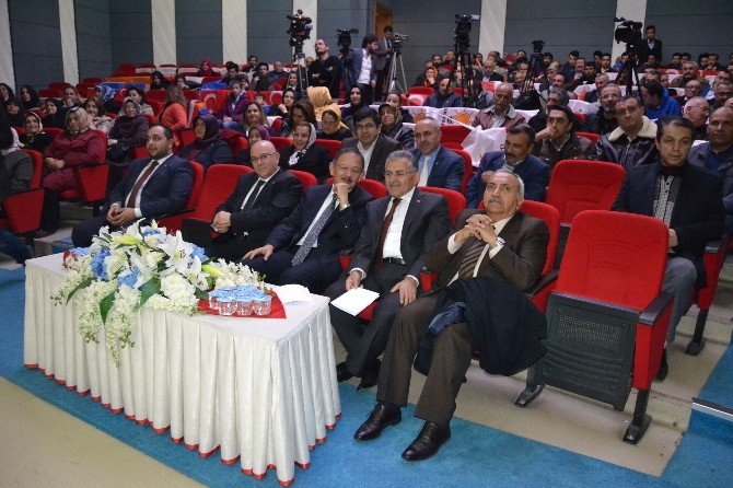 Ak Parti Genel Başkan Yardımcısı Mehmet Özhaseki: