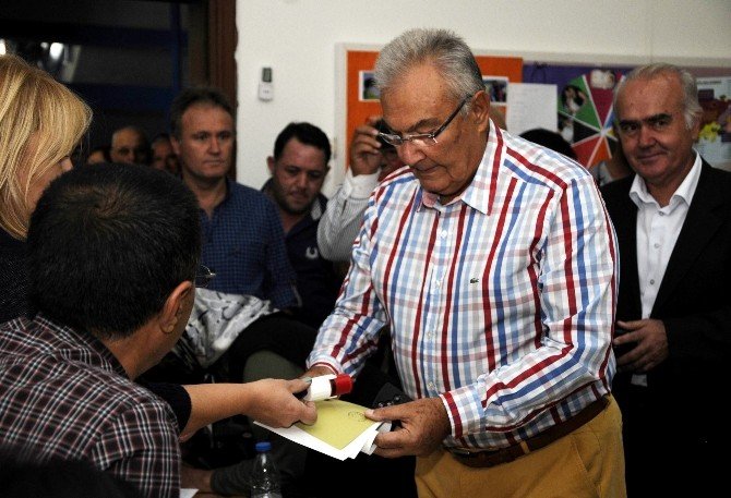 Deniz Baykal Oyunu Kullandı