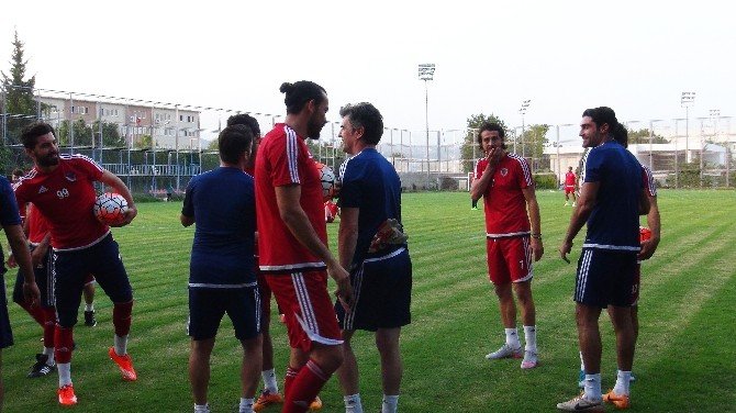 Bülent Korkmaz: "Farklı Bir Mersin İdmanyurdu Olacak"