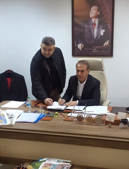 Nurullah Sağlam Mersin İdmanyurdu’nda İki Gün Dayanabildi