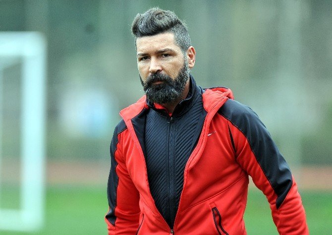 Hakan Kutlu: "Yönetime Cevap Vermeden Bülent Hoca İle Görüştüm"