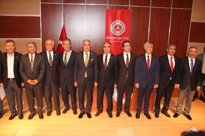 Mersin’de Vekiller Mazbatalarını Birlikte Aldı