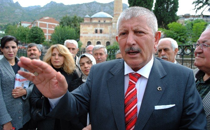 Milletvekili Seçilirse Maaşını Fakirlere Ve Öğrencilere Dağıtacak