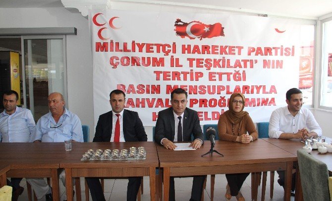 Mhp Çorum Teşkilatı Gazetecilerle Bir Araya Geldi