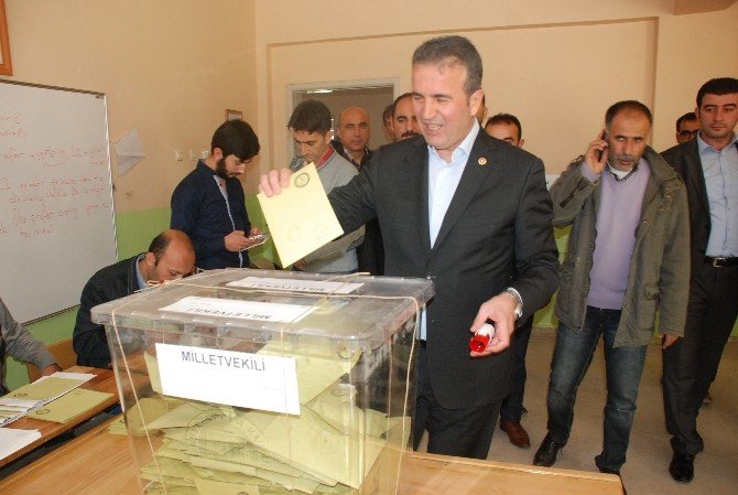 Mhp’li Başkan 1119 Nolu Sandıkta Oyunu Kullandı