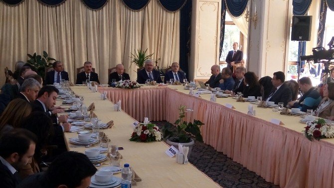 Bahçeli: "Başbakan Davutoğlu Samimi Değildir"