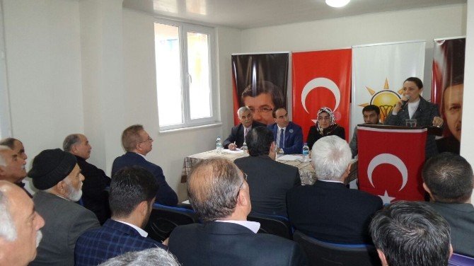 Ak Parti Malatya Milletvekili Öznur Çalık:
