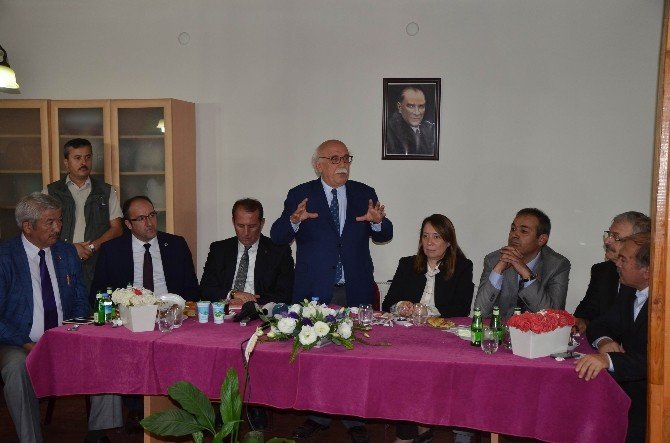 Bakan Avcı’nın Dernek Ziyareti