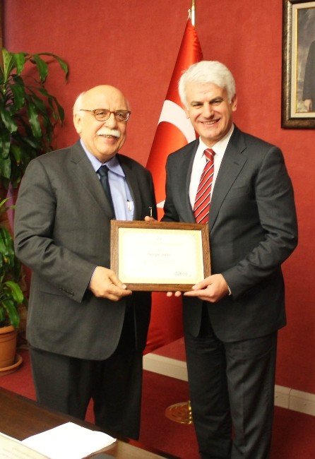 Bakan Avcı’dan İnegöllü Mobilyacılara Teşekkür
