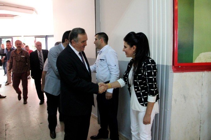 Mhp’li Akçay’dan Ankara’daki Patlamaya Kınama